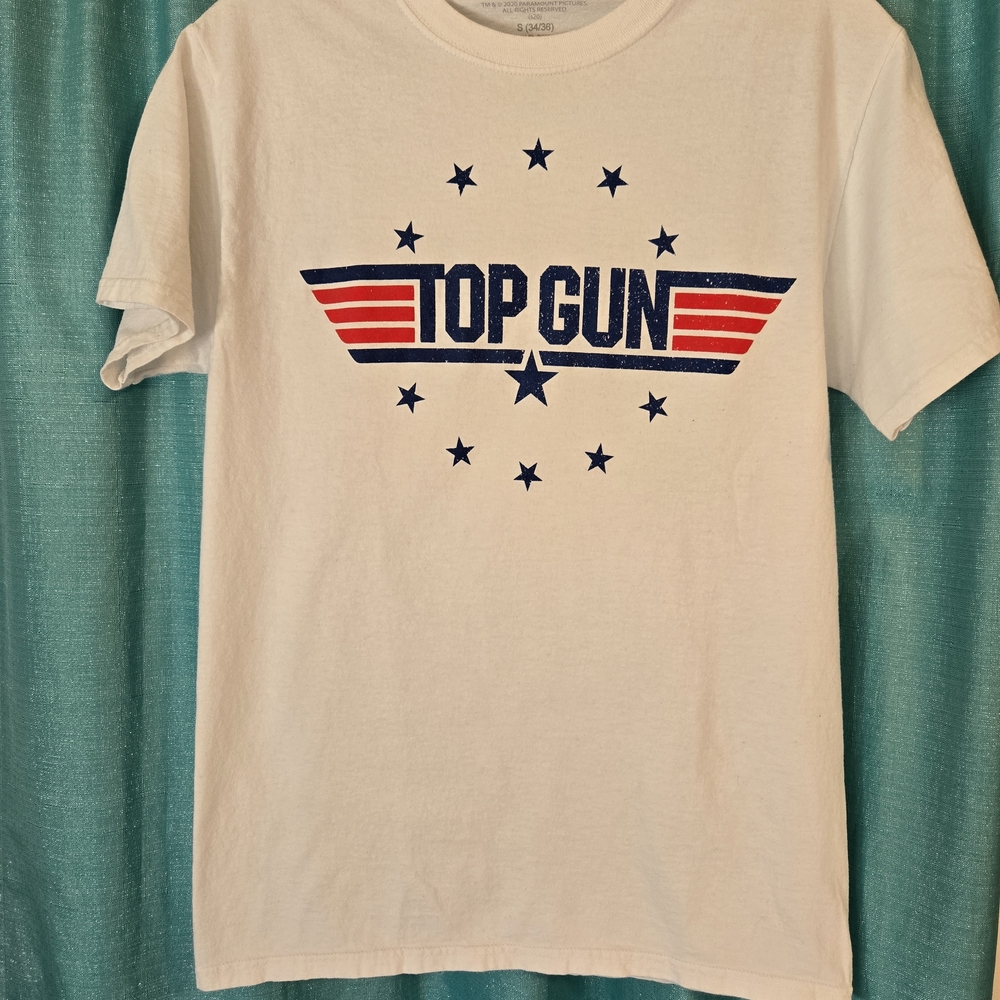 Graphic Tee "TOP GUN" patriotic!